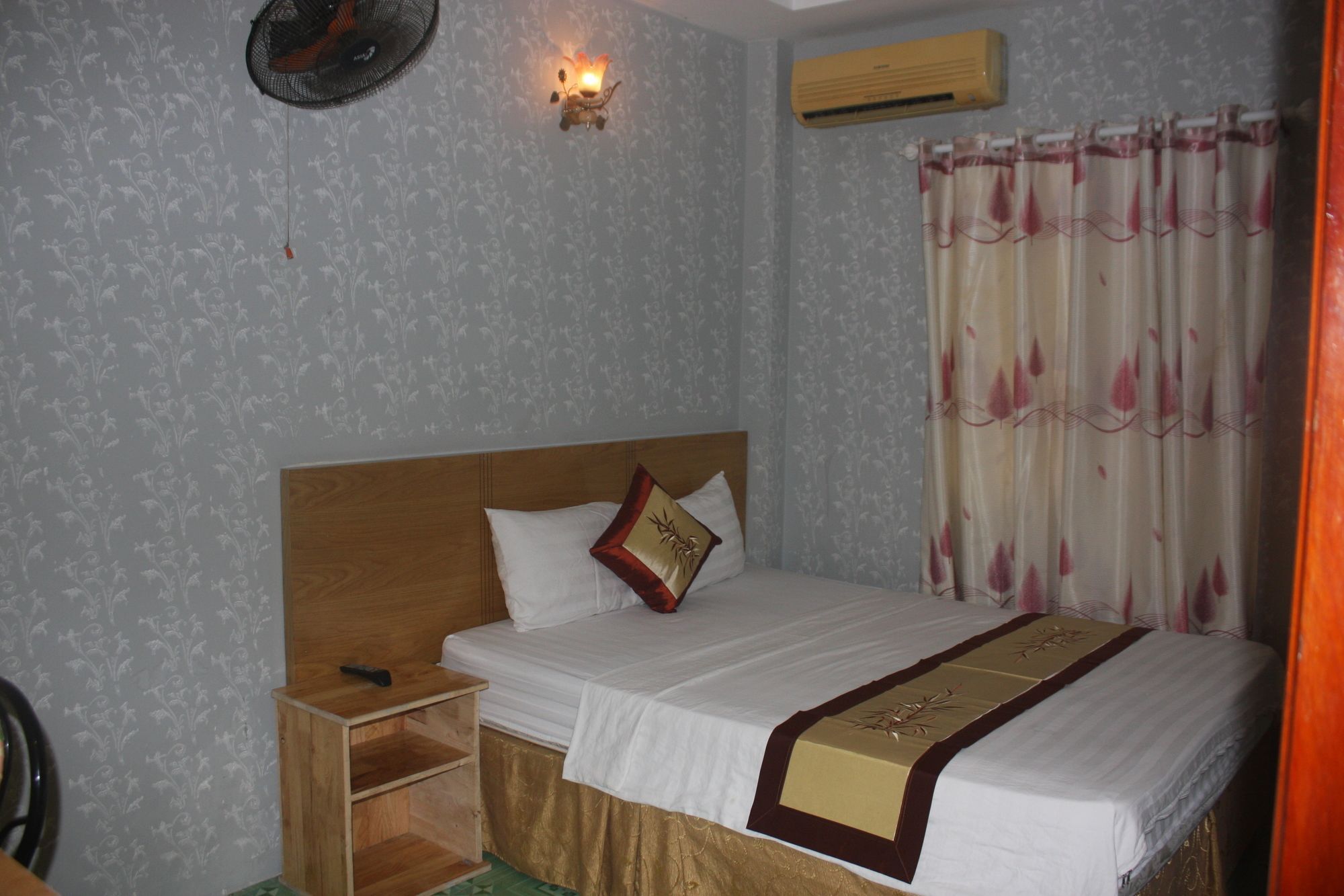 Khách sạn Koniko TP. Hồ Chí Minh